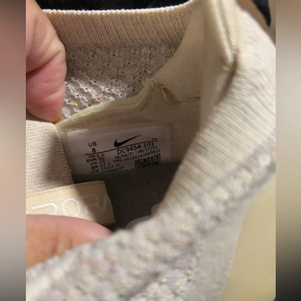 Nike Vapor Max Cream Athletic Shoes with Breathable Knit Design - Picture 5 of 5